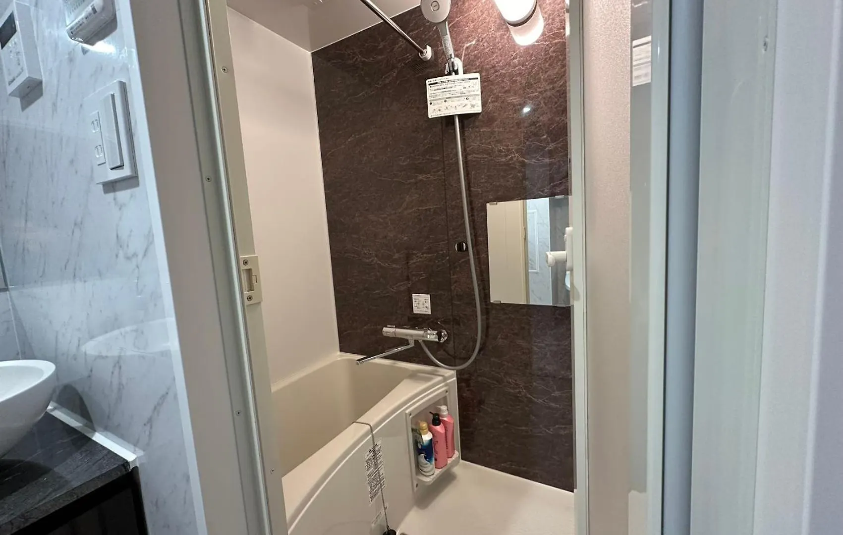 【Newly Built】3Mins To Sta./1Km To Shinjuku/Max6/102 Apartment Tokyo Japan